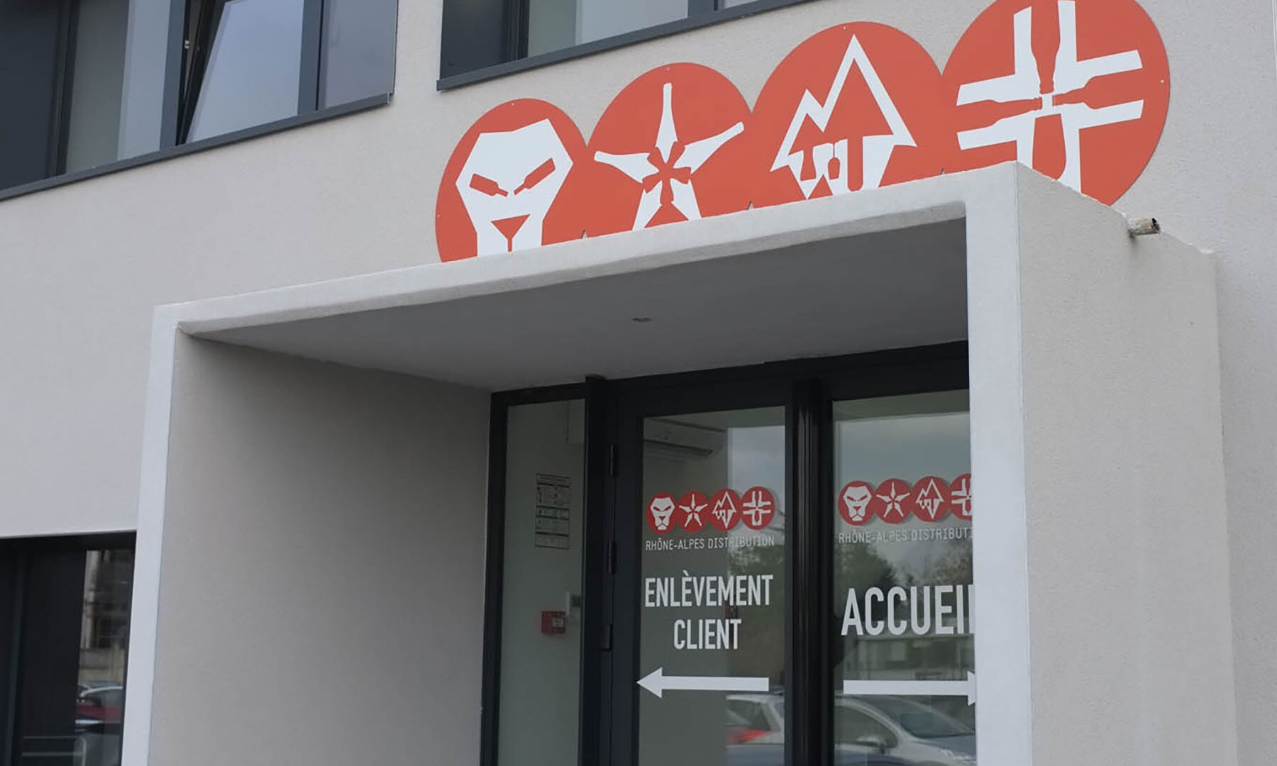 Réalisation RHÔNE-ALPES DISTRIBUTION à Saint-Priest dans le Rhône 7