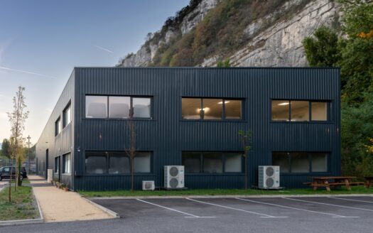 LES PORTES DE NOYAREY – Locaux d’activités à Noyarey en Isère
