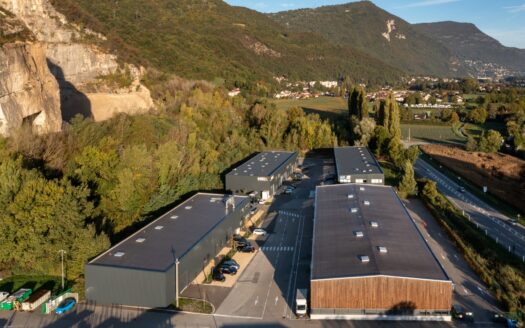 LES PORTES DE NOYAREY – Locaux d’activités à Noyarey en Isère