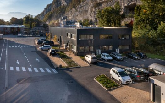 LES PORTES DE NOYAREY – Locaux d’activités à Noyarey en Isère