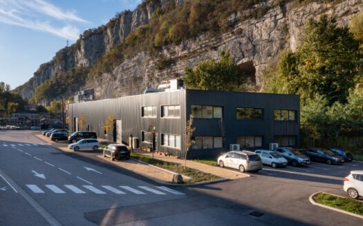 LES PORTES DE NOYAREY – Locaux d’activités à Noyarey en Isère