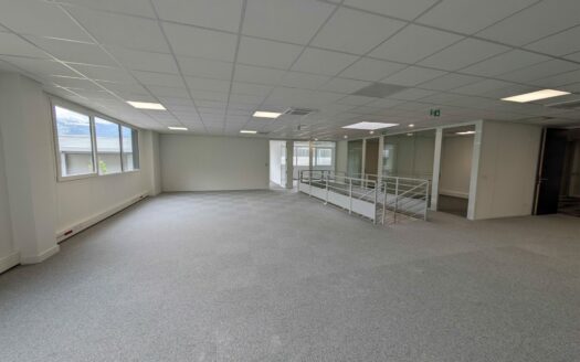 LES PORTES DE NOYAREY – Locaux d’activités à Noyarey en Isère