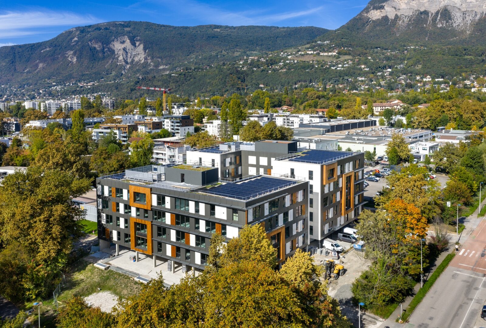 LE BINÔME – Immeuble de bureaux neufs à Meylan en Isère