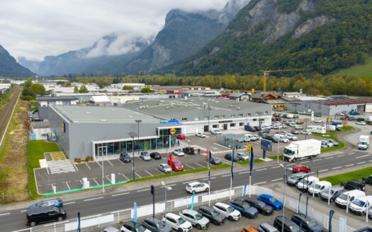 ESPACE JOLY – Locaux d’activités à Sallanches en Haute-Savoie