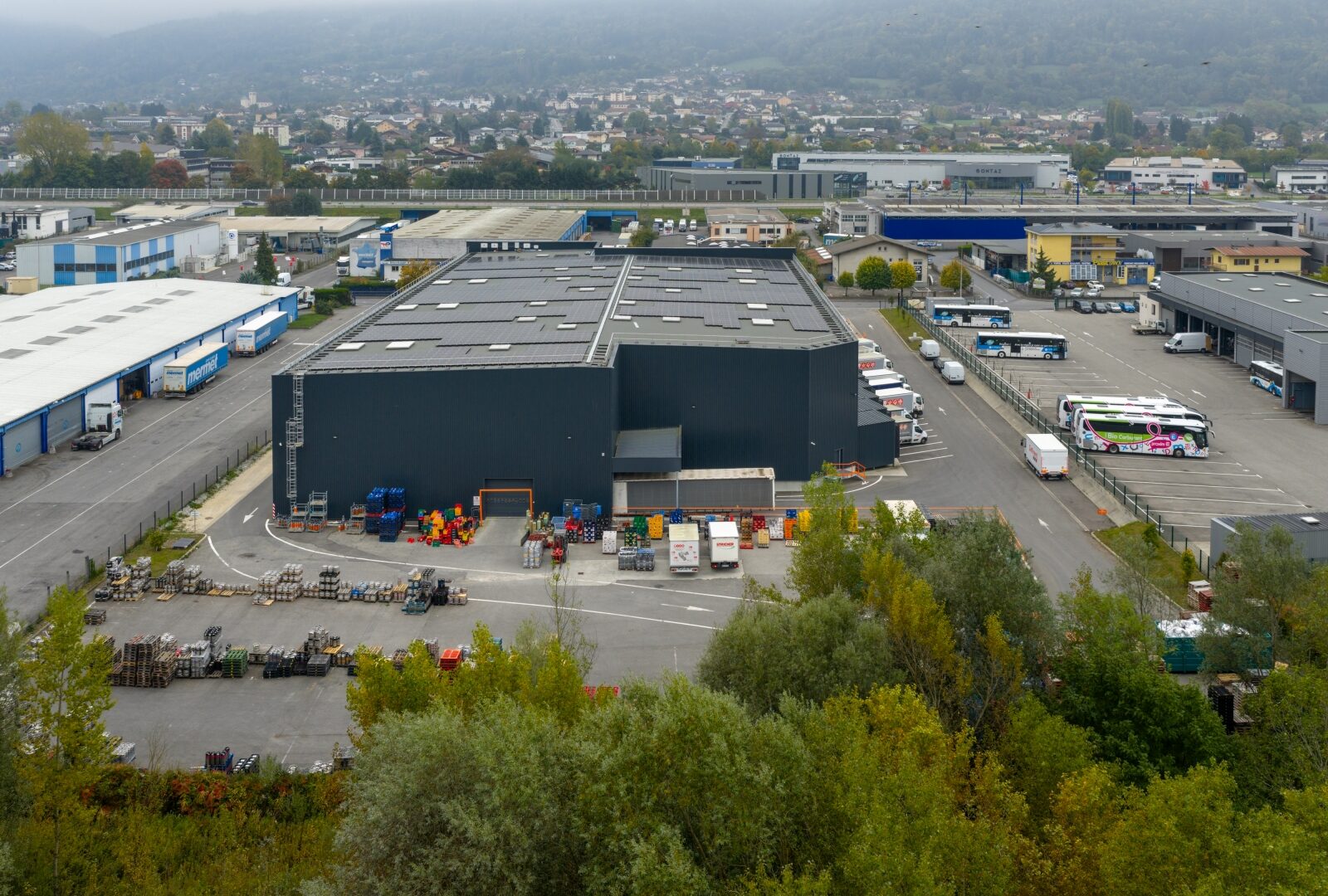 Rhone Alpes Distribution Marnaz 09 we