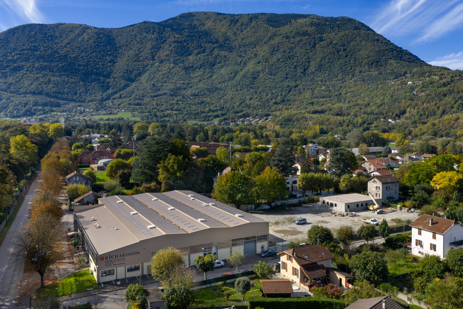 Locaux d’activités à Vizille en Isère