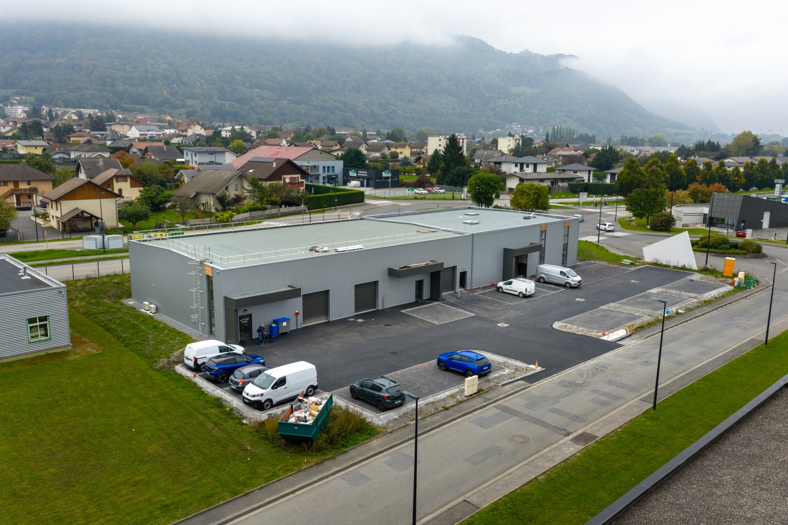 Locaux d’activités à Marnaz en Haute-Savoie